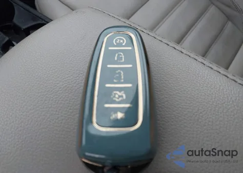 2017 Ford Escape Titanium from USA, damaged, VIN 1FMCU9JD5HUB38026